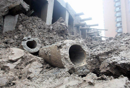 shanghai_building_collapse_2.jpg